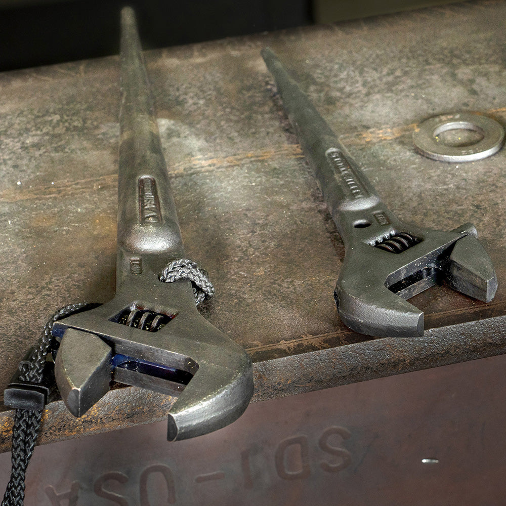 10" Adjustable Spud Wrench
