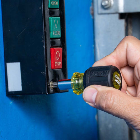 Stubby Multi-Bit Screwdriver/Nut Driver