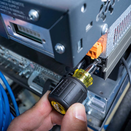 Stubby Multi-Bit Screwdriver/Nut Driver