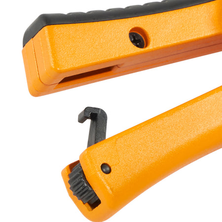 Klein Tools 50031 Ratcheting PVC Cutter - alternate angle 3
