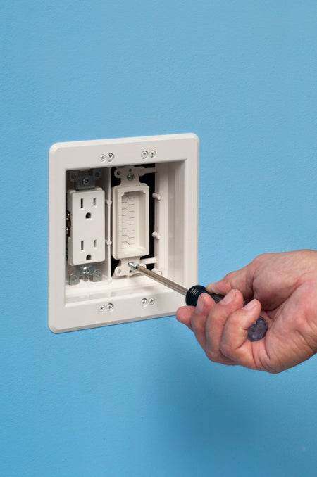 Ced130 Cable Entry Device - White, Non-Metallic, with Wall Plate