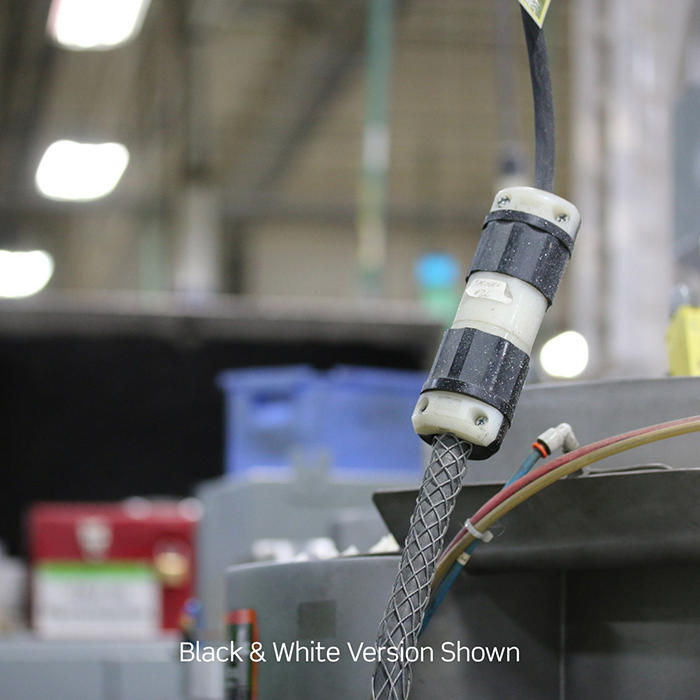 3723 Black Connector - Locking 2-Pole 3-Wire L24 20R 20A 347VAC - Maple Electric Supply 