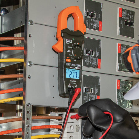 CL220 - Digital Clamp Meter, AC Auto-Ranging 400 Amp with Temp