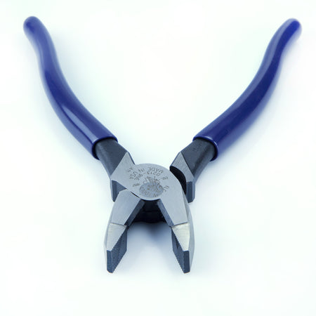 Klein Tools D213-9NE 9" High Leverage Side-Cutters New England - alternate angle 2